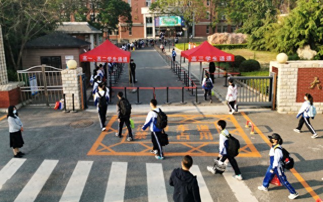 化学与应用化学专业区别_化学与应用化学就业前景_物理化学在生活应用