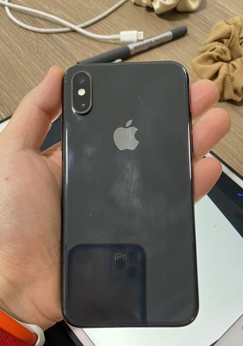 解决iPhoneXS微信语音没有声音的问题(快速排查和修复iPhoneXS微信语音静音的方法)