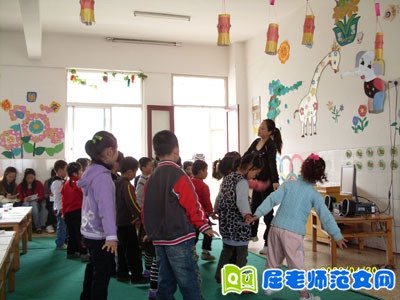 pg下载通道 小班教育笔记《手指游戏的精彩》