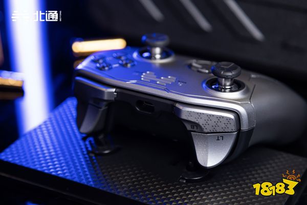 东方英雄神话《黑神话悟空》,用北通宙斯Pro游戏手柄成就斗战胜佛!