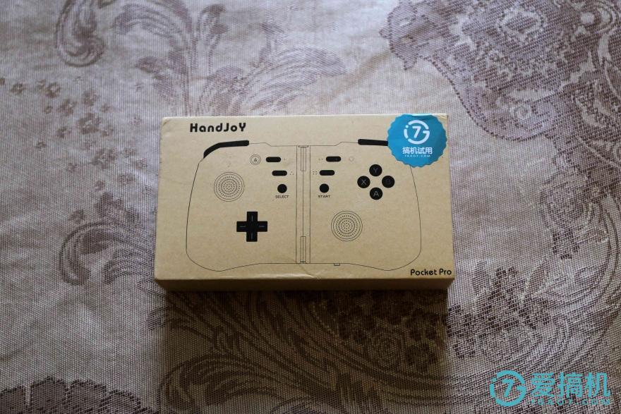 新奇设计，灵敏操作——HandJoy nPro游戏手柄体验测评