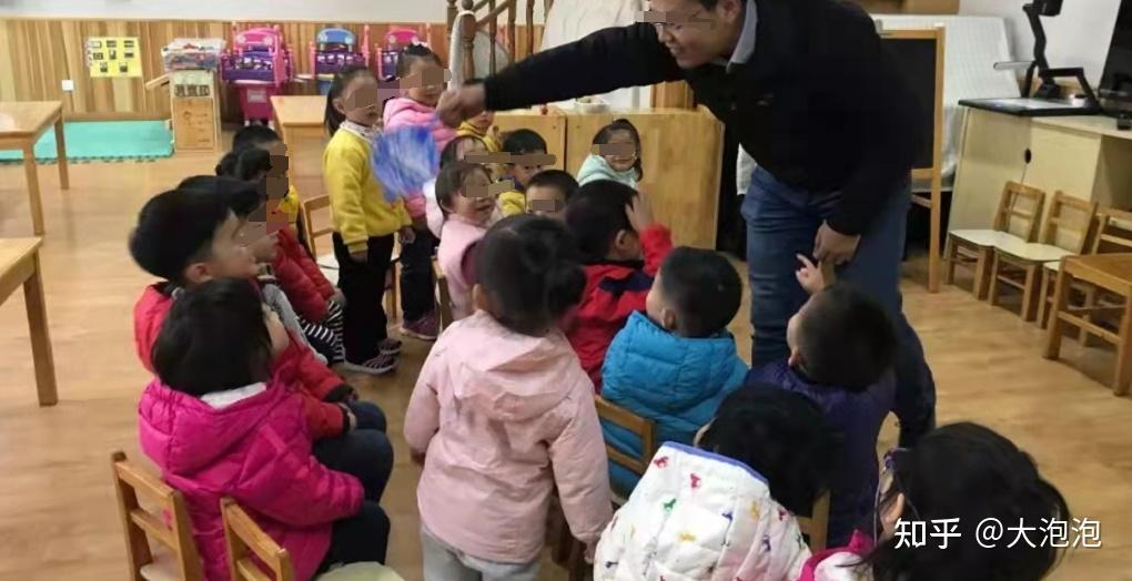 幼儿园游戏专题总结_幼儿园家长进课堂 绘本教学活动设计 家长课堂互动技巧