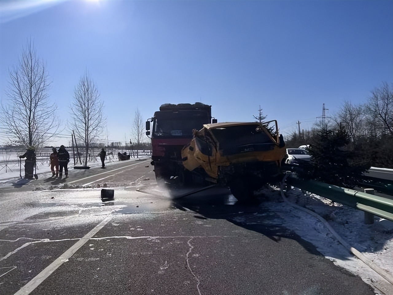 鹤岗车祸 养路工人 死亡事故_黑龙江汤原车祸