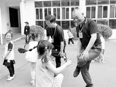 传统游戏 幼儿园教育实践 亲子互动游戏_幼儿园游戏专题总结