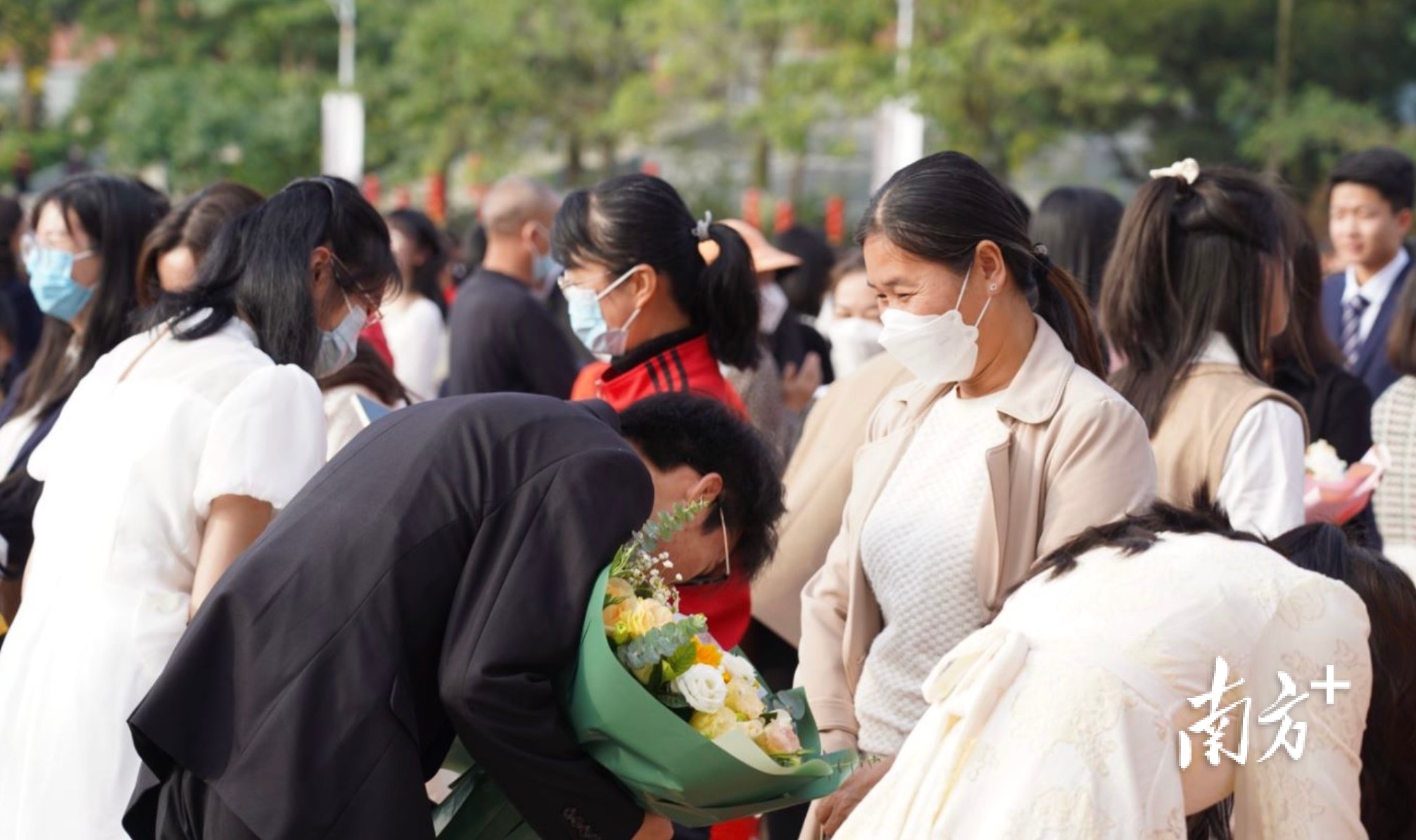 2025届茂名一中校花_高三学子成人宣誓_茂名市第一中学成人礼
