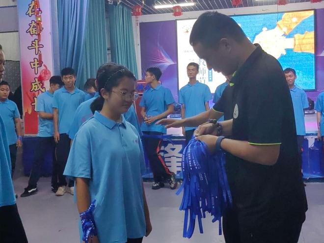 网瘾少年成因分析_沉迷游戏伤身新闻_留守儿童网瘾问题