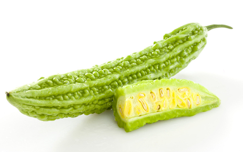 蔬菜新鲜度辨别方法_挑选蔬菜技巧_芹菜叶柄的横切面图片