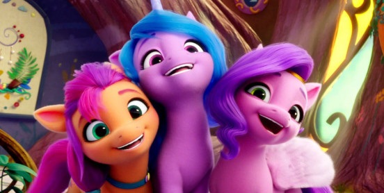 “小马宝莉”系列首部全CG大电影《小马宝莉：新世代》热映中