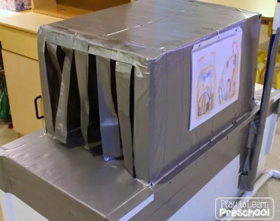 小班角色游戏创意_小班游戏专题小结_幼儿园角色游戏主题