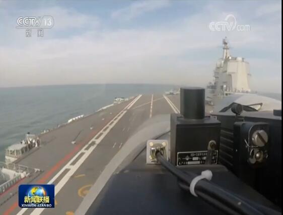 中国海军航母图片_中国海军山东舰_国产航母山东舰舷号17