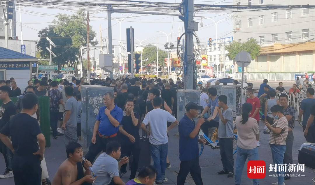pg下载麻将胡了A.旗舰厅进体育.cc 封面深镜｜买镜头、开超市、跑货车……三位马驹桥求职者的三个心愿