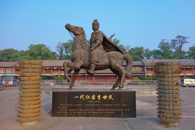 三十六计金蝉脱壳详解_金蝉脱壳计谋策略_三十六计生活应用实例