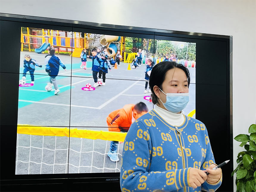 幼儿园游戏专题总结_幼儿游戏案例教研活动_户外幼儿足球自主游戏