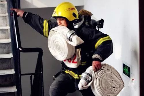 消防三十六计 应急处理 _三十六计生活应用实例_三十六计 消防技巧