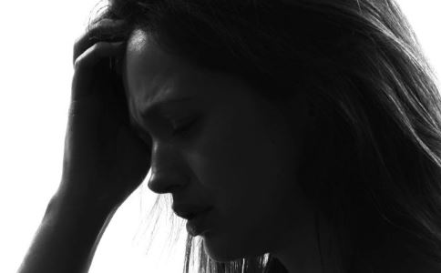 少年沉迷暴力网络游戏 少年沉迷网络游戏 沉迷网游的危害