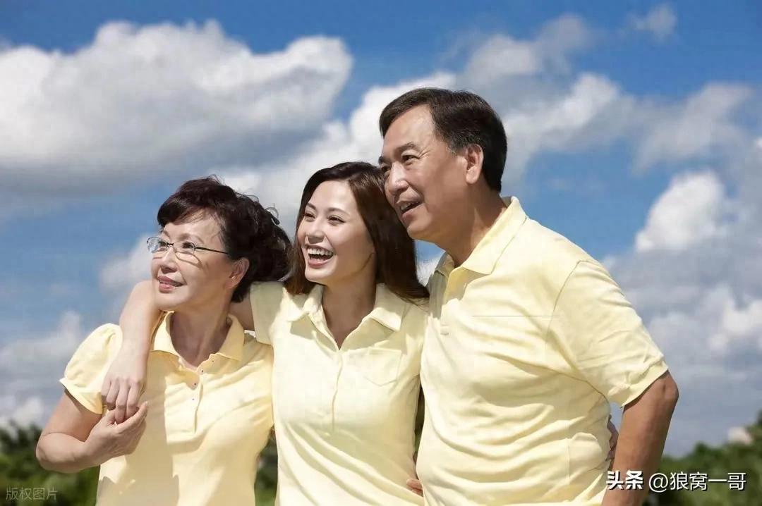 过了50岁，很多人选择了“断亲”，和兄弟姐妹基本不来往了