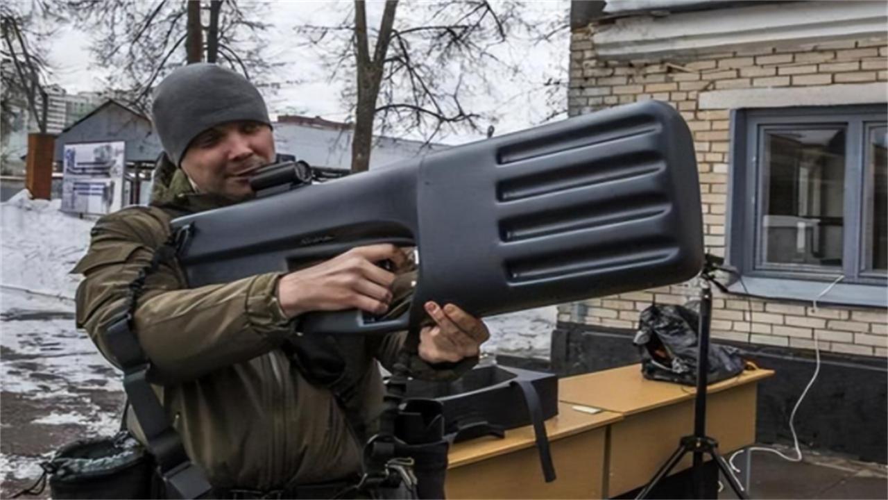 电磁炮生活应用_国产电磁枪技术突破_中国电磁枪实弹测试