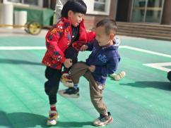 传承民间体育游戏_大班民间游戏专题_拾忆快乐美好童年