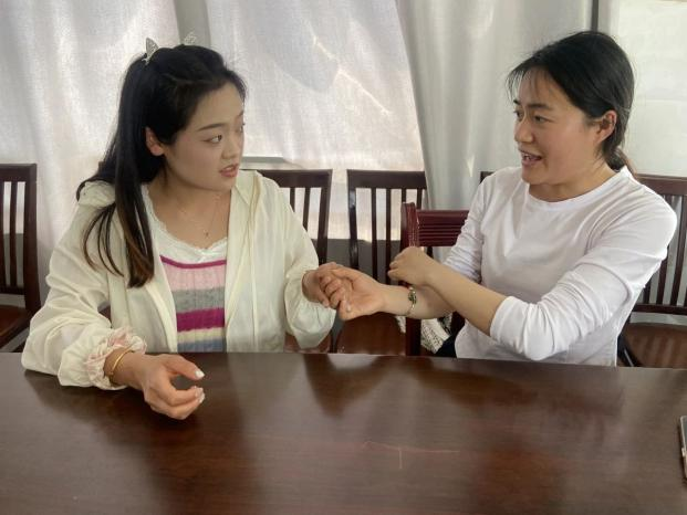 幼儿园户外游戏活动特色化_大班民间游戏专题_户外民间体育游戏